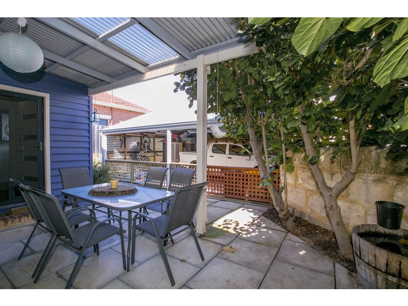 97 Wray Avenue, Fremantle WA 6160