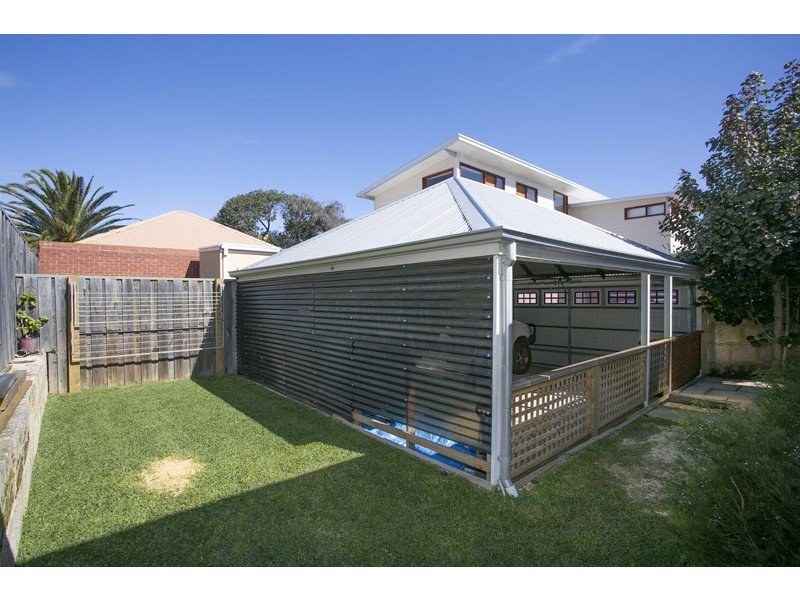 97 Wray Avenue, Fremantle WA 6160