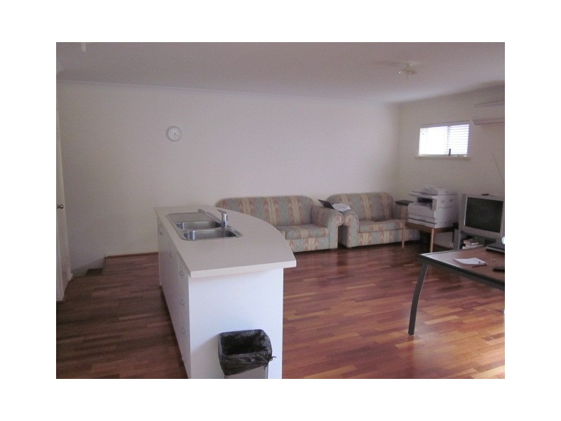 14C Muir Street, Innaloo WA 6018