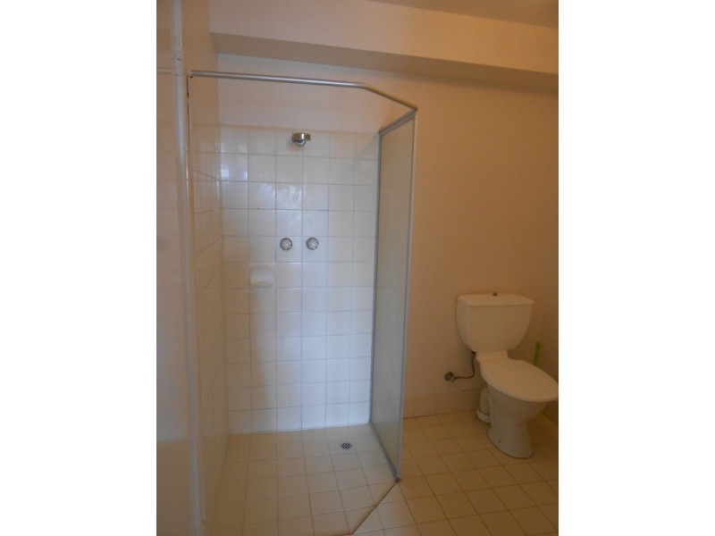 K10/45 King George Street, Victoria Park WA 6100