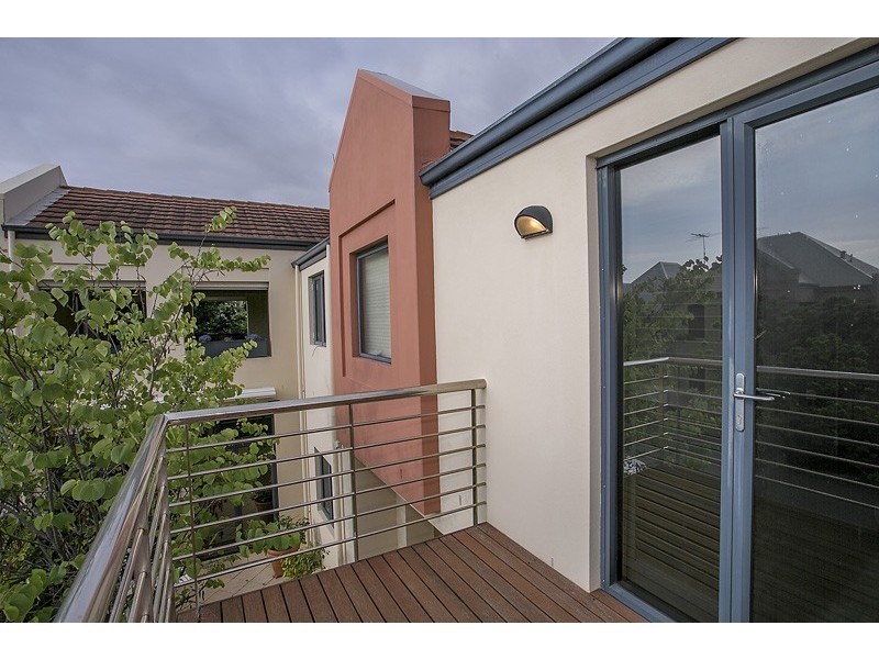 7 Jasmine Avenue, Subiaco WA 6008