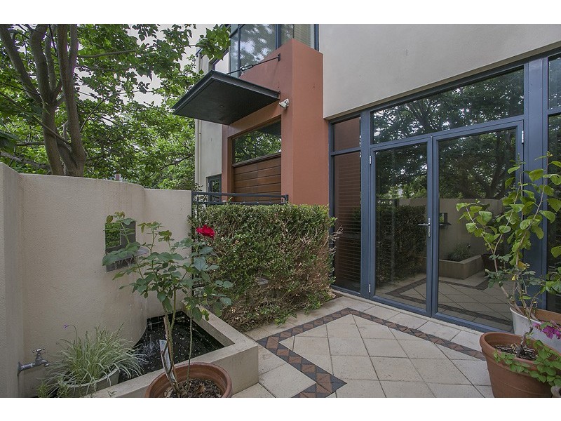 7 Jasmine Avenue, Subiaco WA 6008