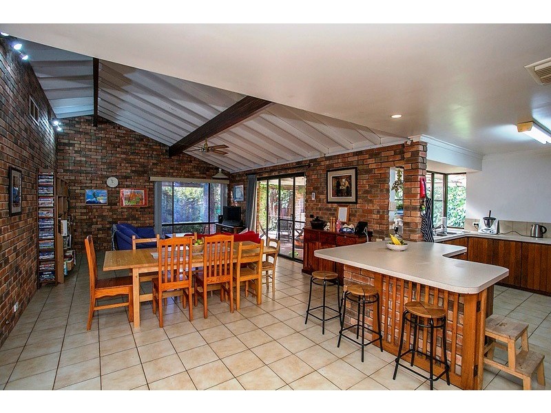 33 Risley Way, Carine WA 6020