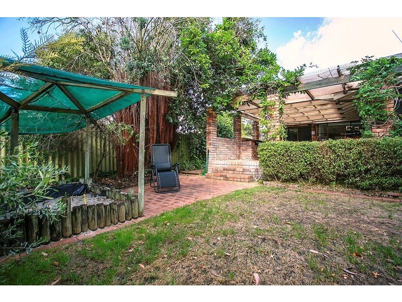 33 Risley Way, Carine WA 6020