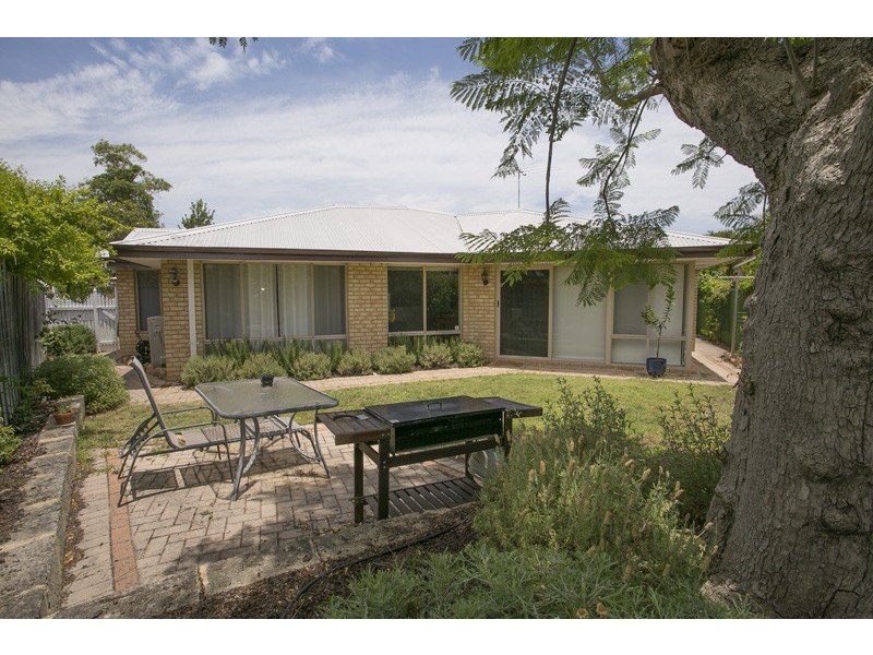 40 Downey Drive, Manning WA 6152