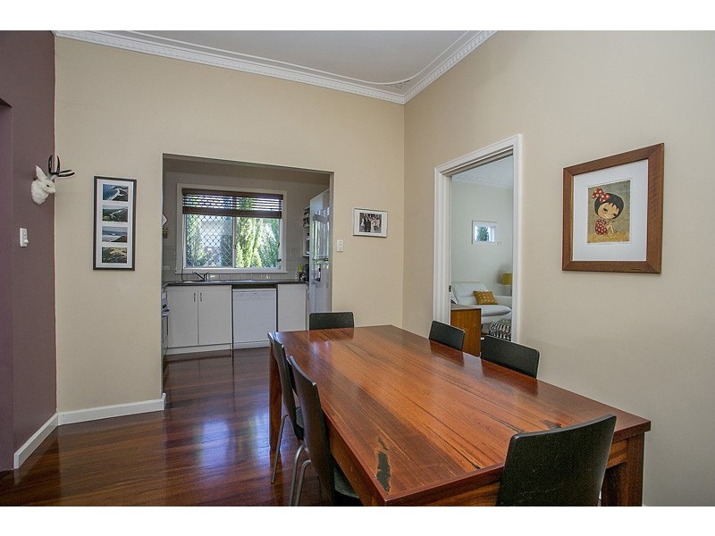 130 Grand Promenade, Doubleview WA 6018