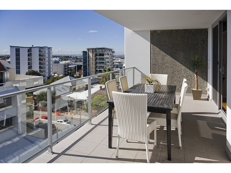 10/1 Douro Place, West Perth WA 6005