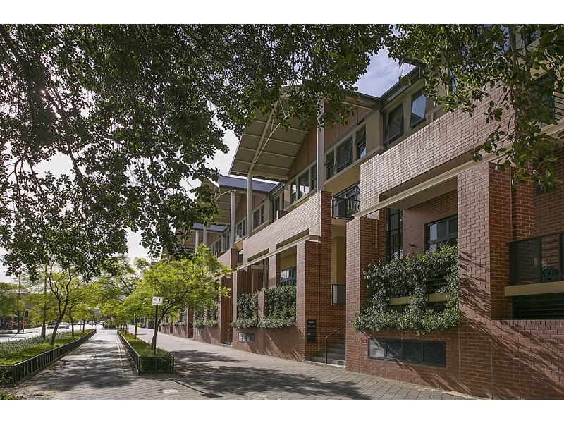 4/380 Roberts Road, Subiaco WA 6008