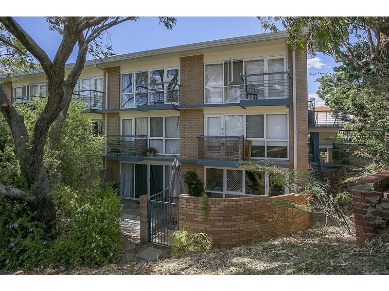 1/14 McNamara Way, Cottesloe WA 6011