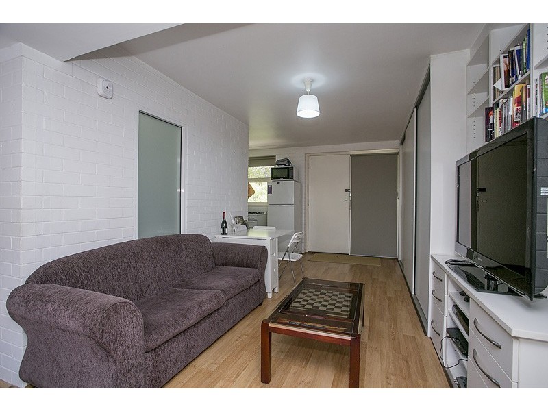 1/14 McNamara Way, Cottesloe WA 6011