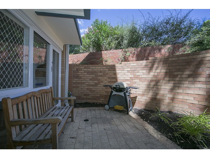 1/14 McNamara Way, Cottesloe WA 6011