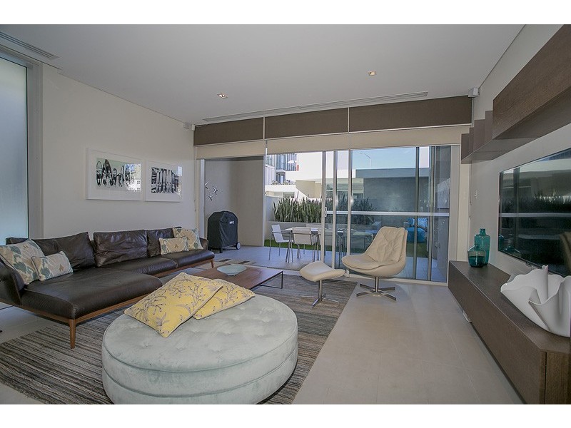 31/11 Leighton Beach Boulevard, North Fremantle WA 6159