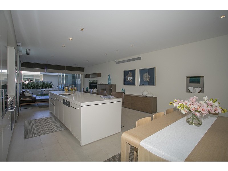 31/11 Leighton Beach Boulevard, North Fremantle WA 6159