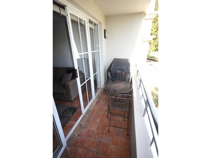 8/32 Eastbrook Terrace, East Perth WA 6004