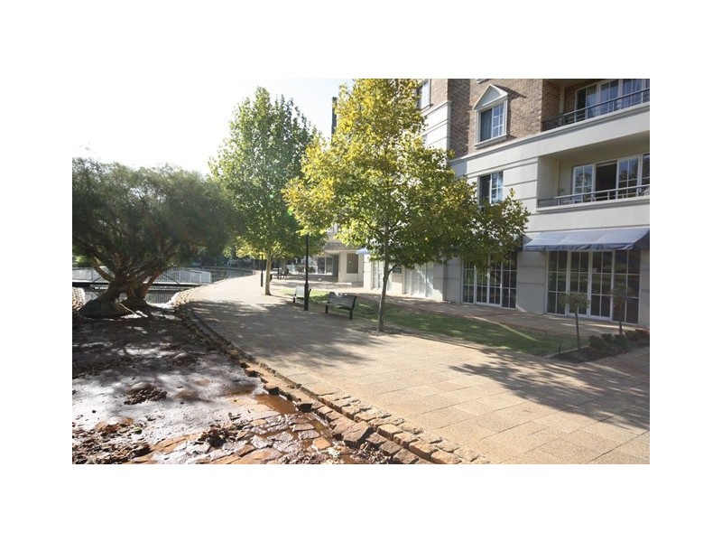 8/32 Eastbrook Terrace, East Perth WA 6004