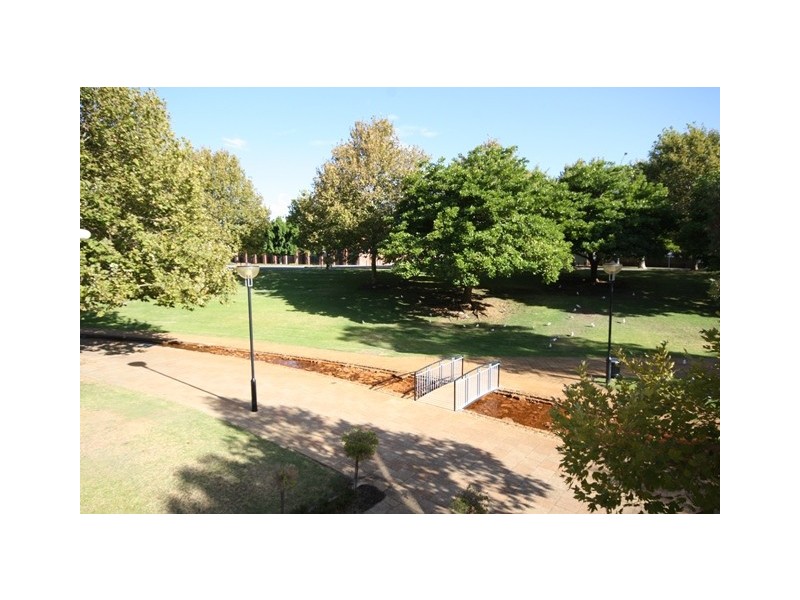 8/32 Eastbrook Terrace, East Perth WA 6004