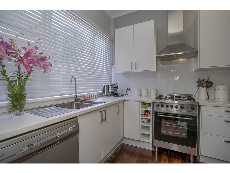 128 Grand Promenade, Doubleview WA 6018