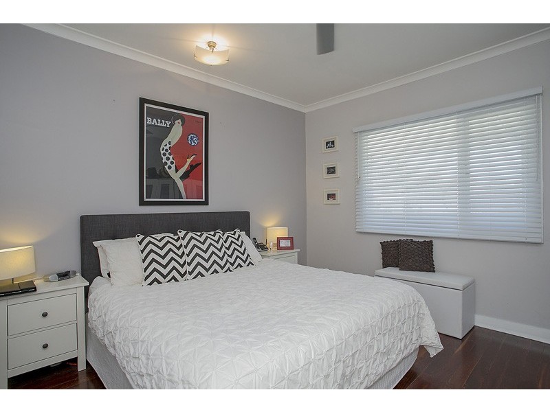 128 Grand Promenade, Doubleview WA 6018