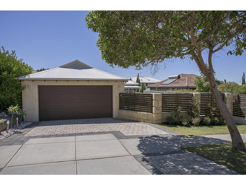 128 Grand Promenade, Doubleview WA 6018