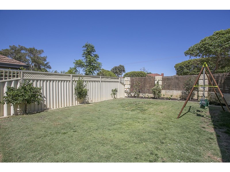 128 Grand Promenade, Doubleview WA 6018