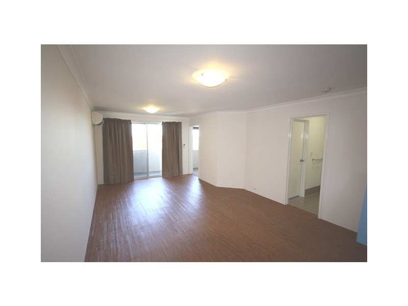 K23/45 King George, Victoria Park WA 6100