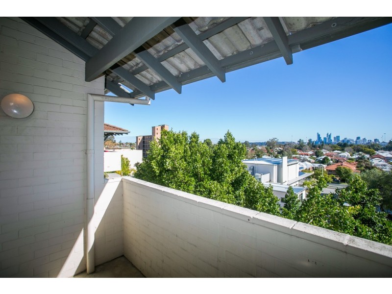 K23/45 King George, Victoria Park WA 6100