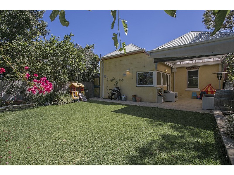 14 Railway Street, Cottesloe WA 6011
