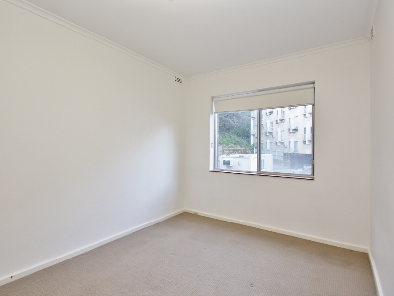 2/132 Mounts Bay Road, Perth WA 6000