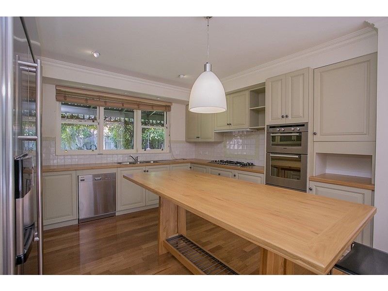 32 Riley Road, Claremont WA 6010