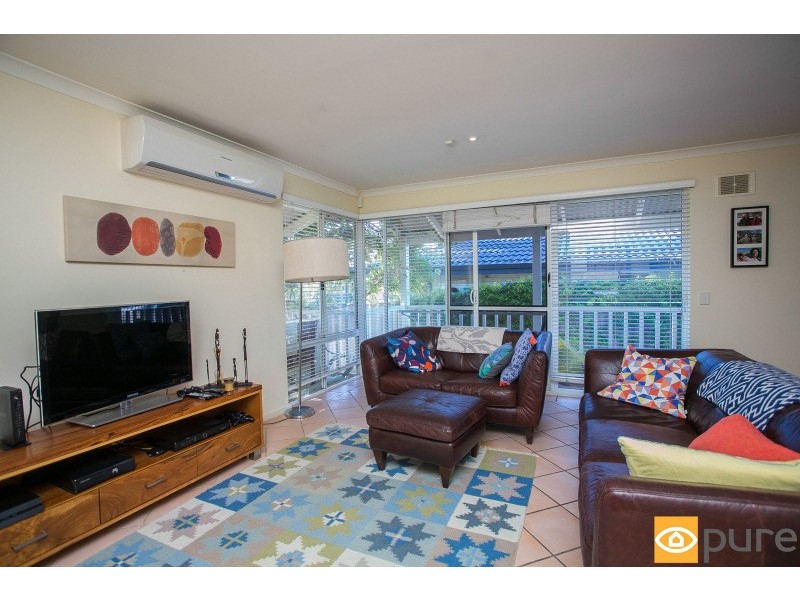 77b Davies Road, Claremont WA 6010