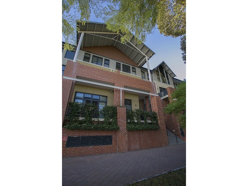 1/380 Roberts Road, Subiaco WA 6008