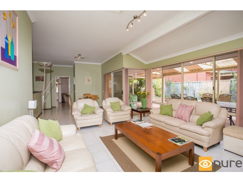 38 Kishorn Road, Applecross WA 6153