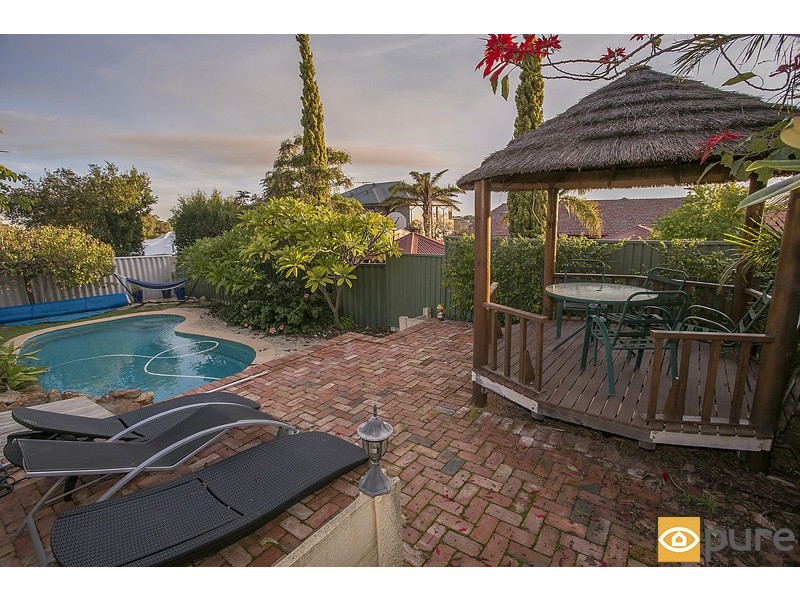 37 Queenscliffe Road, Doubleview WA 6018