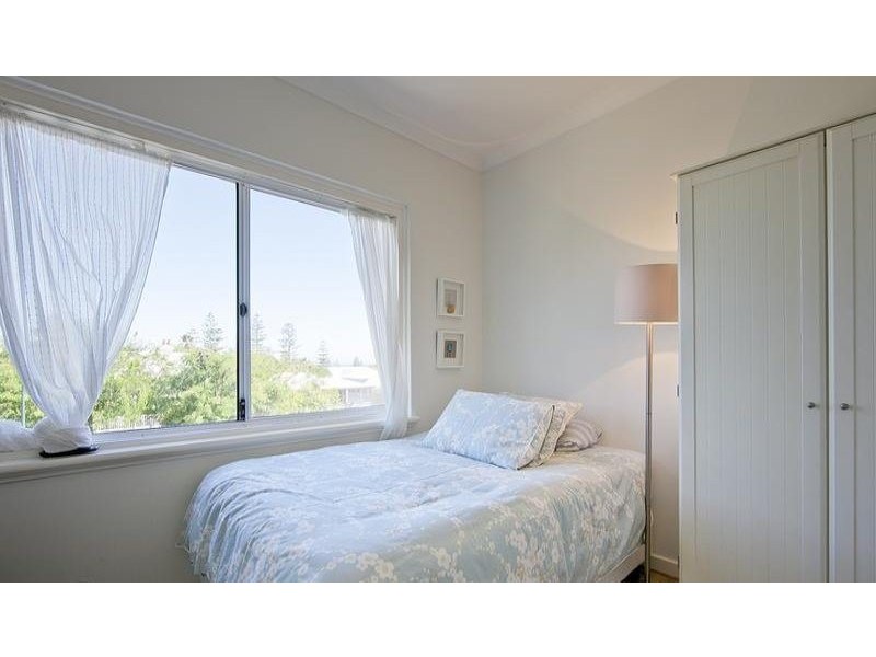 4/18 Beach Street, Cottesloe WA 6011