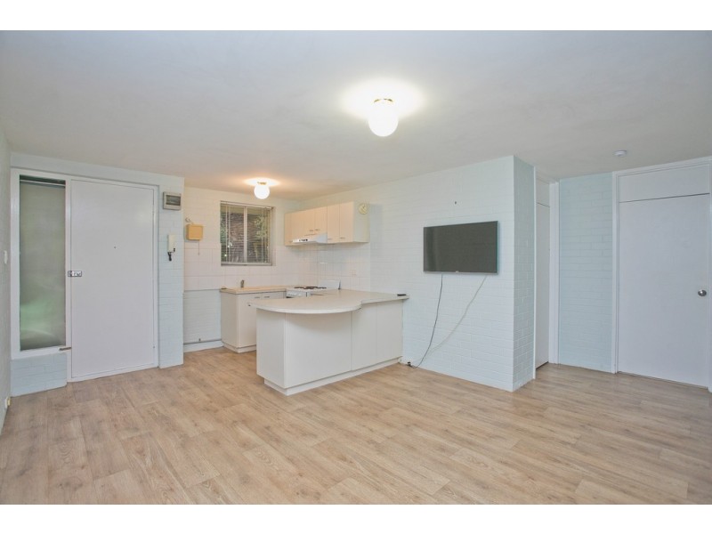 10W/24 Pearson Street, Churchlands WA 6018