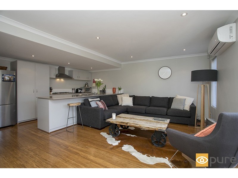 14D Mayfair Street, Nollamara WA 6061