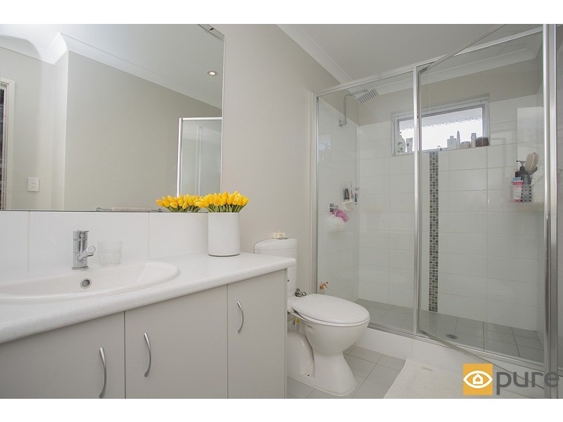 14D Mayfair Street, Nollamara WA 6061