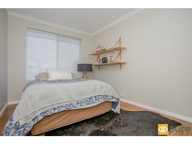 14D Mayfair Street, Nollamara WA 6061