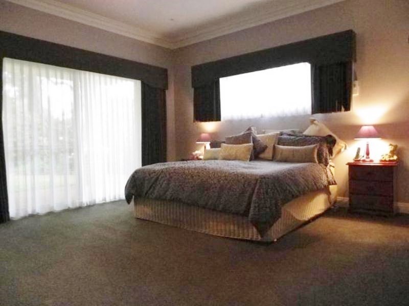 13 Daniel Street, Attadale WA 6156