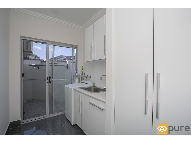 4a Sussex Street, Nollamara WA 6061