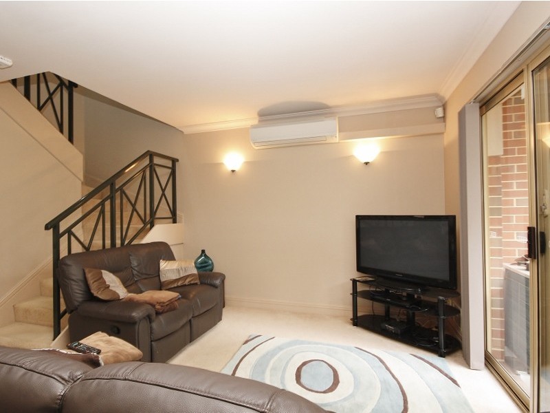 1/153 Derby Road, Shenton Park WA 6008