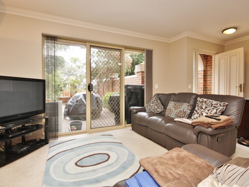 1/153 Derby Road, Shenton Park WA 6008