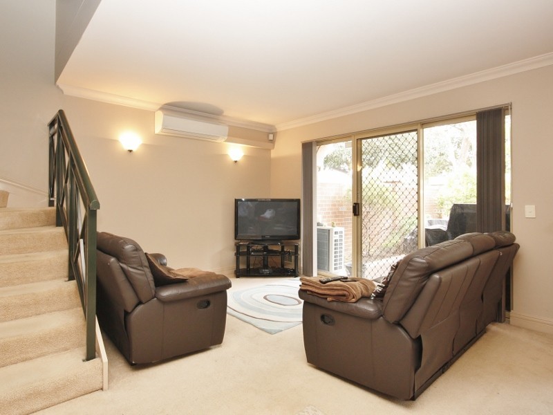 1/153 Derby Road, Shenton Park WA 6008