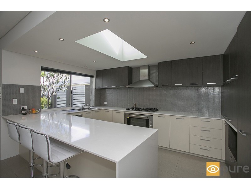 107A St Leonards Avenue, West Leederville WA 6007