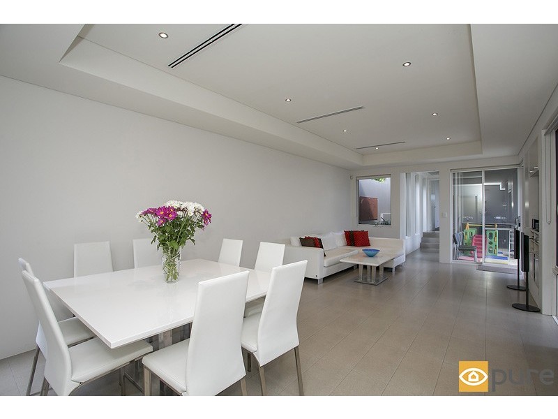 107A St Leonards Avenue, West Leederville WA 6007