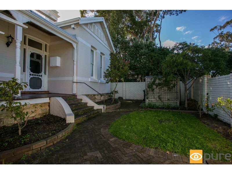 109 Shenton Road, Swanbourne WA 6010