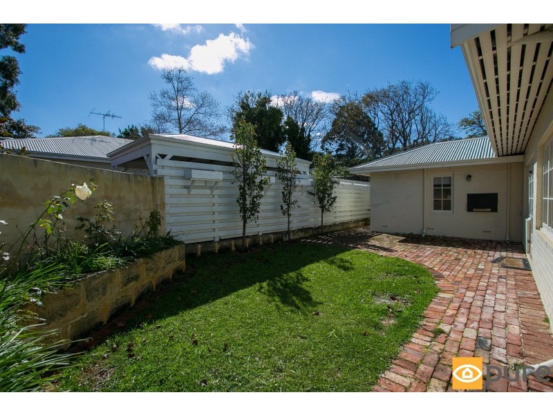 109 Shenton Road, Swanbourne WA 6010