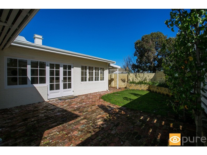 109 Shenton Road, Swanbourne WA 6010