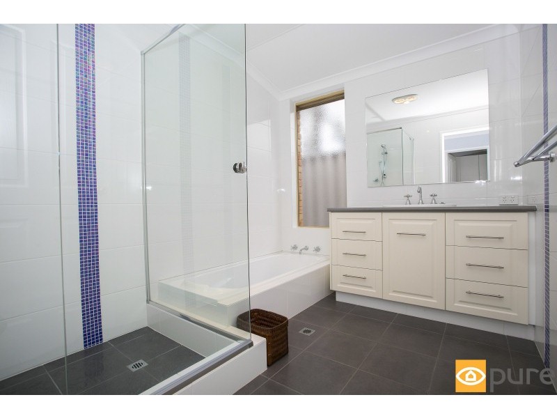 26 Malden Road, Kingsley WA 6026