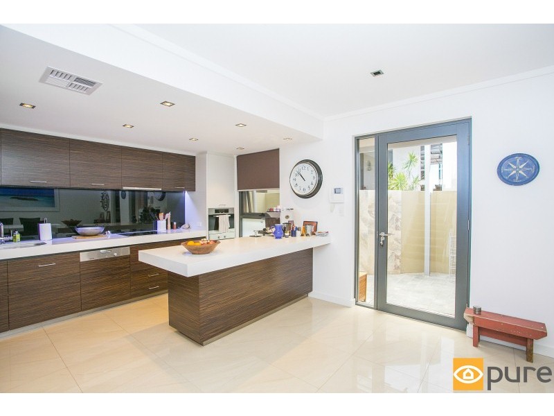 5/134 Marine Parade, Cottesloe WA 6011